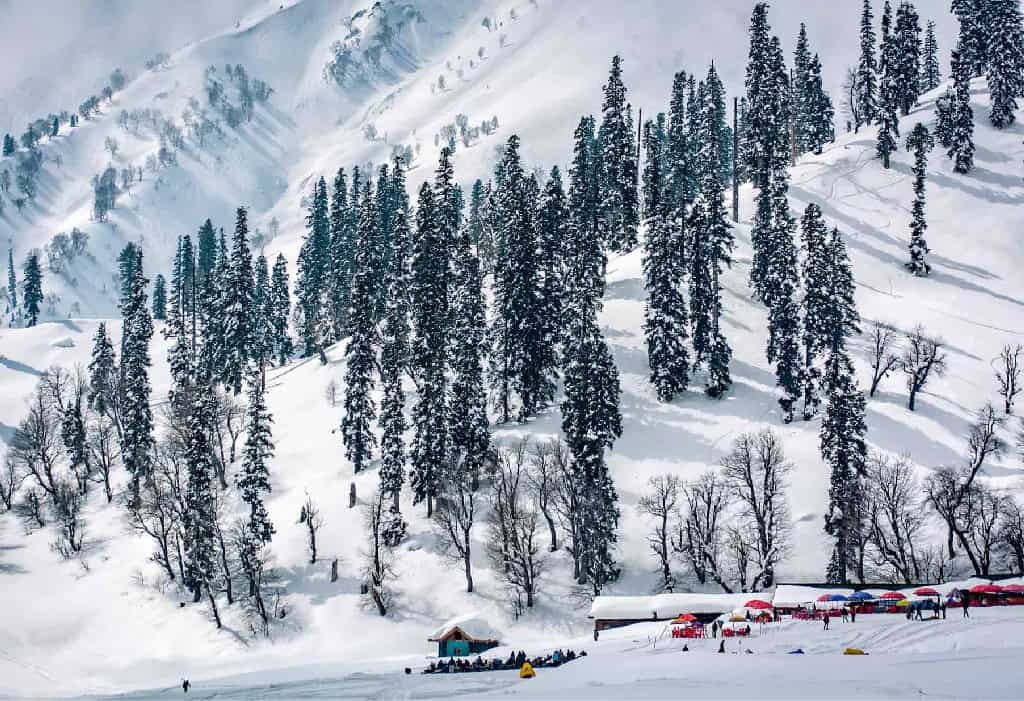 Kashmir Snow Mountains (Bhatkanti Holidays)